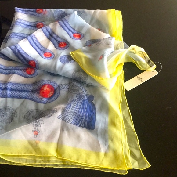 Hermes Accessories - NEW HERMES BIG SCARF/SHAWL🎊 HP
